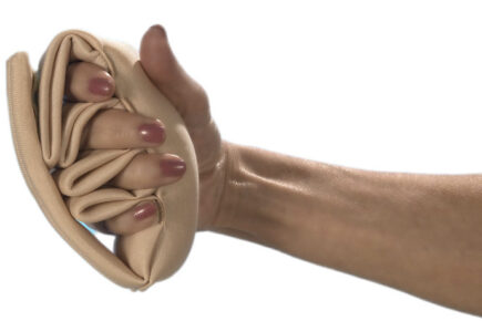dermasaver-finger-separator